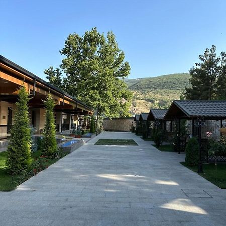 Le Chalet Mont And Restaurant Chorwoq Экстерьер фото
